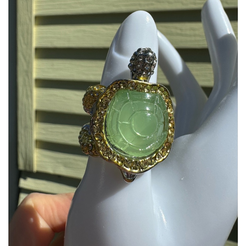 Turtle Statement Ring - Picture 3 of 16